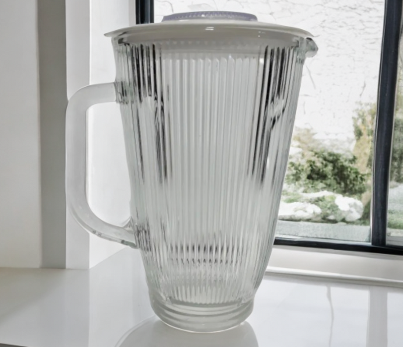 KITCHEN USE SMALL JUGS DINNERWARE AND DAILY USE GLASSWARE DINNING SET PLACE IN FRIDGE EASILY I