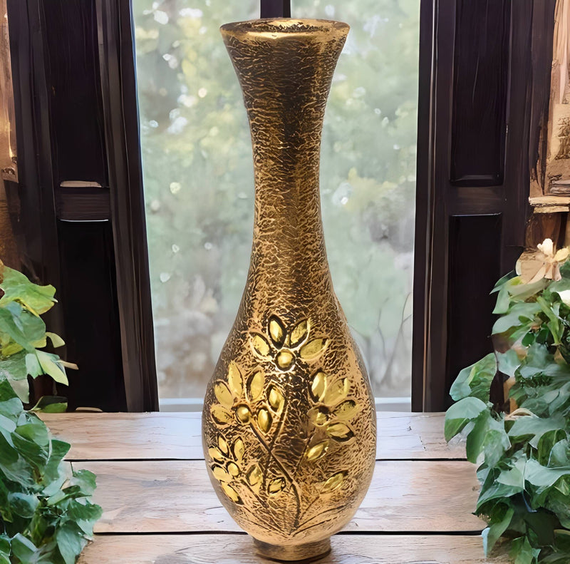 Wansha Karigar Plaster of Paris Vase I